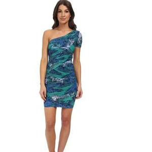 BCBG MaxAzria - ‘Mia’ Emerald com one shoulder stretchy ruched dress - XSmall